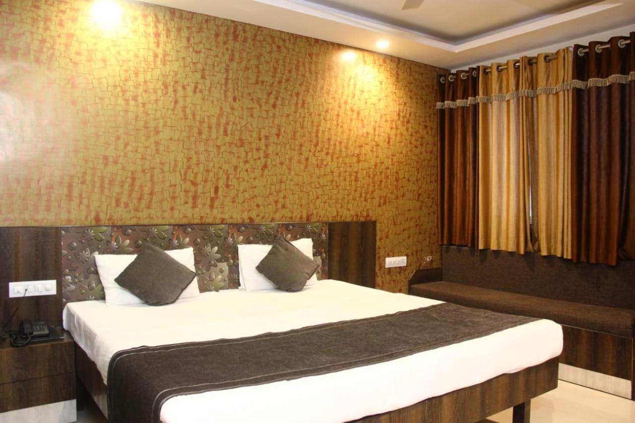 Nakshatra Hotel Banswara Zewnętrze zdjęcie