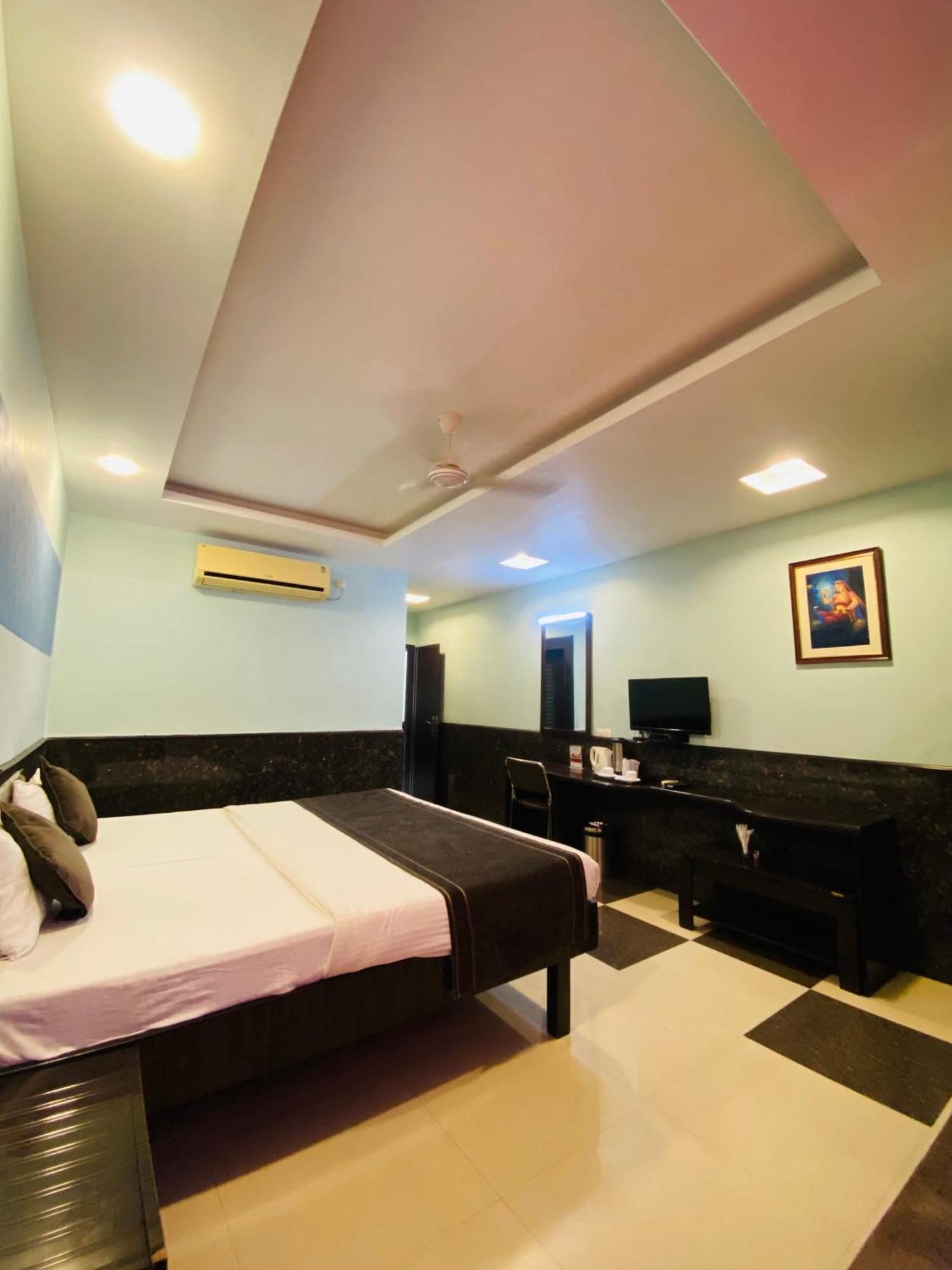 Nakshatra Hotel Banswara Zewnętrze zdjęcie