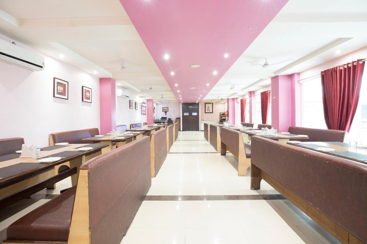 Nakshatra Hotel Banswara Zewnętrze zdjęcie